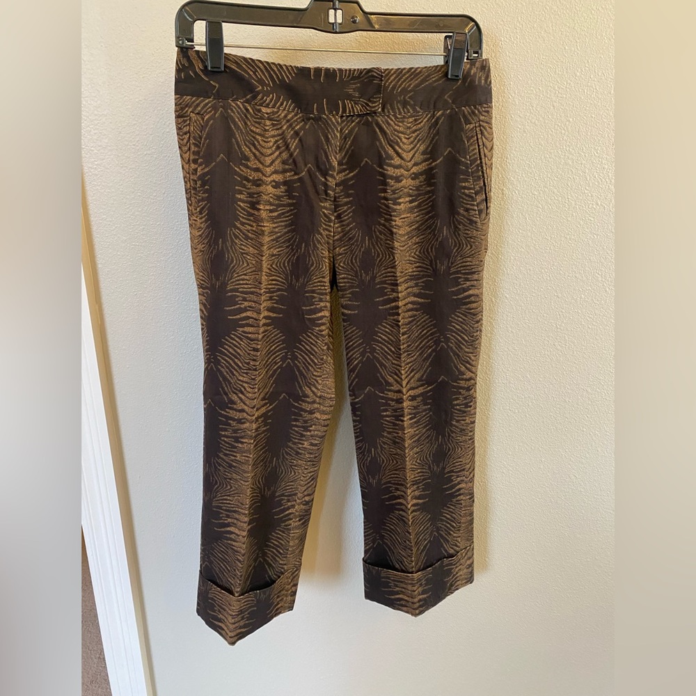 Women’s tiger striped capris